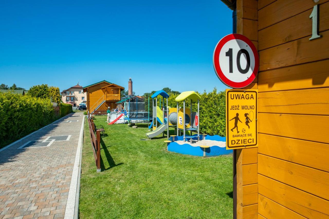 Domki, Apartamenty i Restauracja Włóczęga Gąski Exterior foto