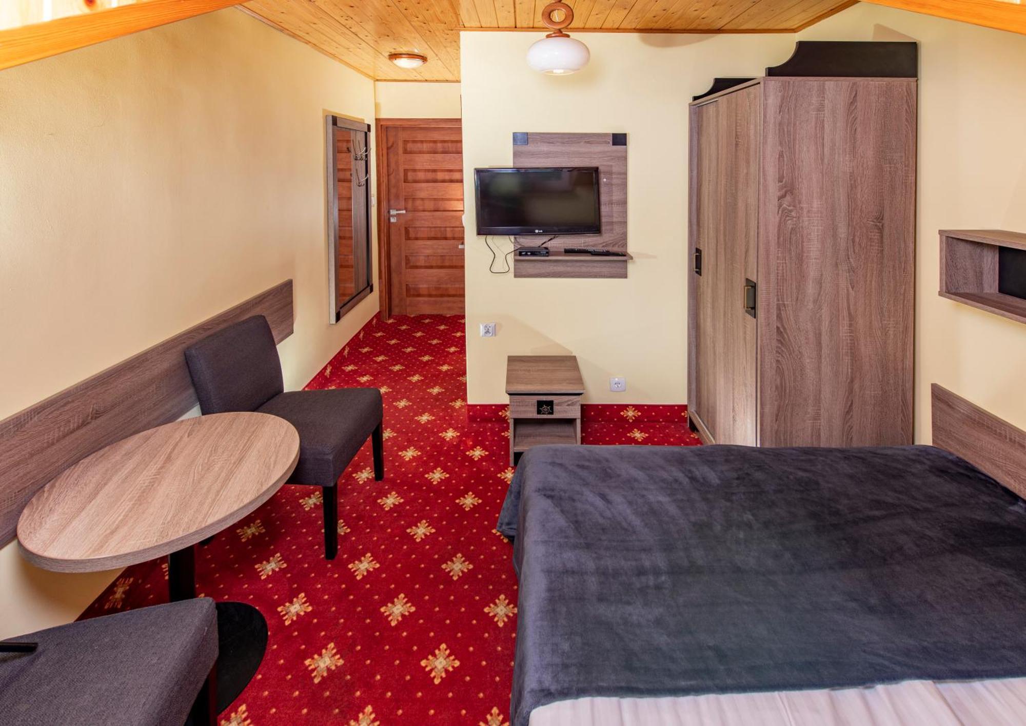 Domki, Apartamenty i Restauracja Włóczęga Gąski Exterior foto