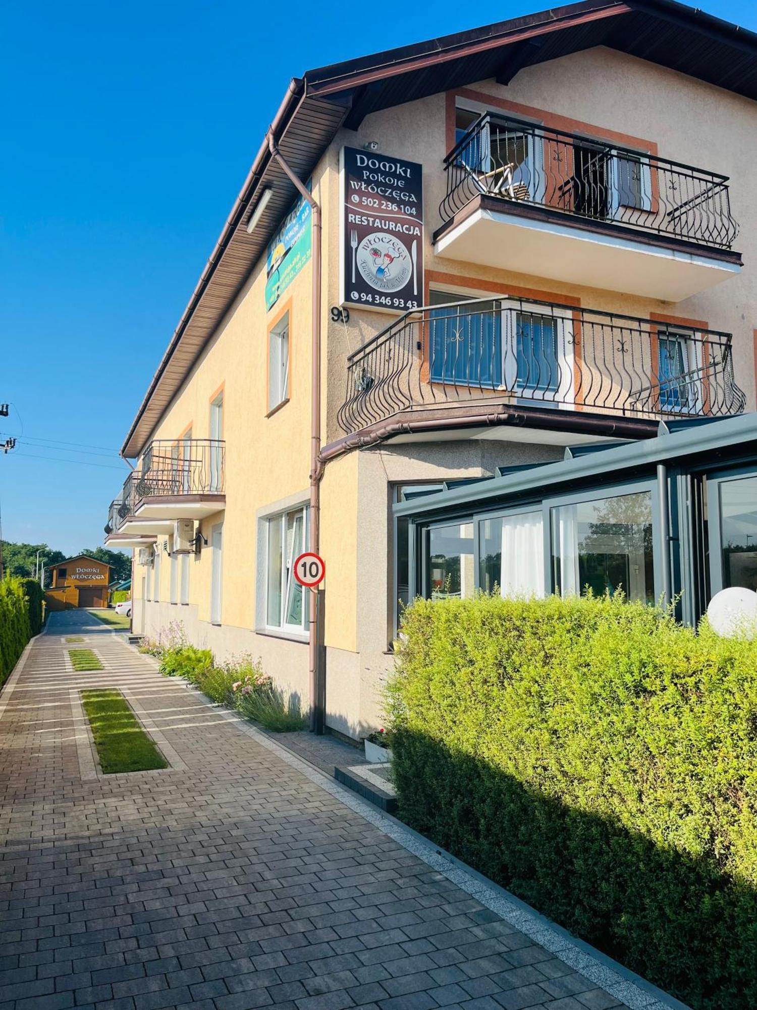 Domki, Apartamenty i Restauracja Włóczęga Gąski Exterior foto
